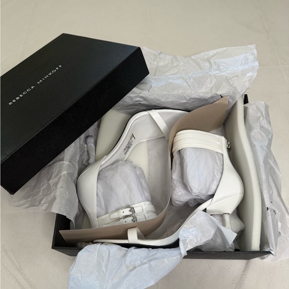 REBECCA MINKOFF Elegant White Stiletto Heel Sandals - Picture 7 of 9